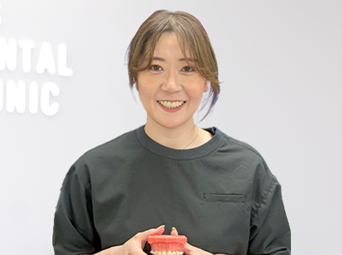 岩﨑 麻美